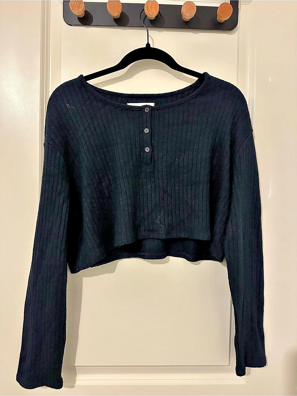 Oak + Fort Black Ribbed Cropped Sweater